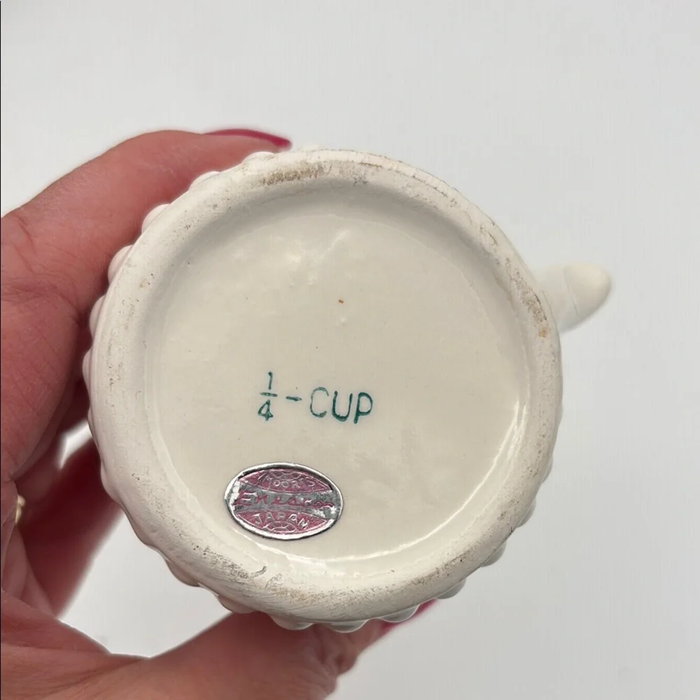 VTG Enesco Japan Ceramic‎ Measuring Cups Set of 4